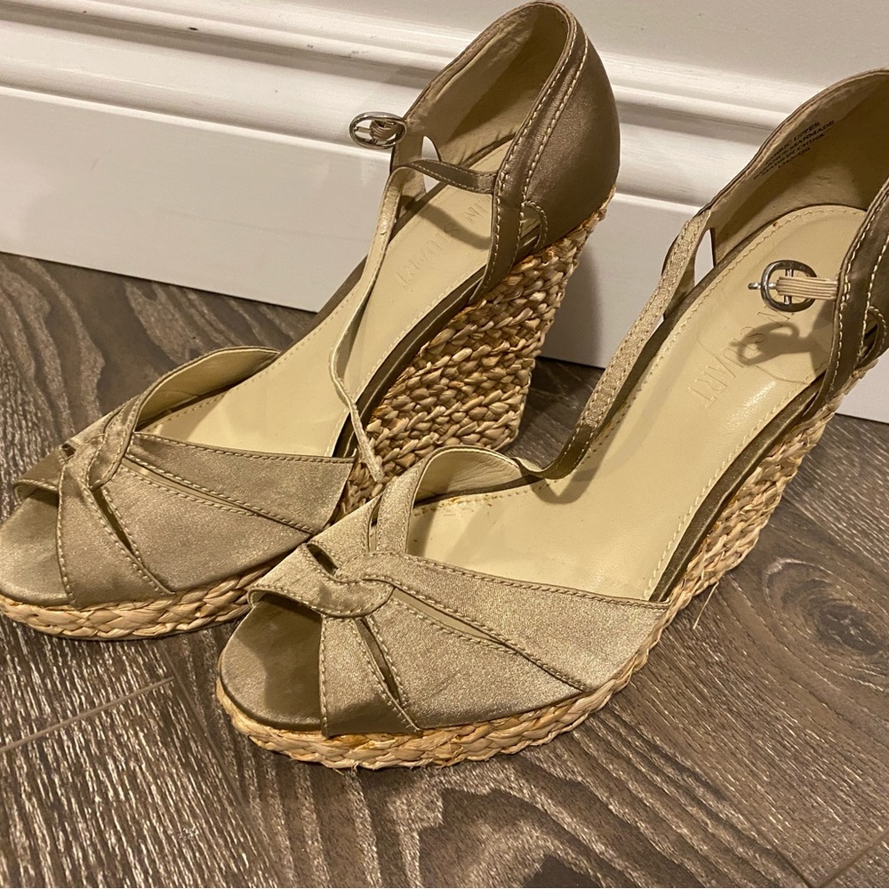 Wedge sandals